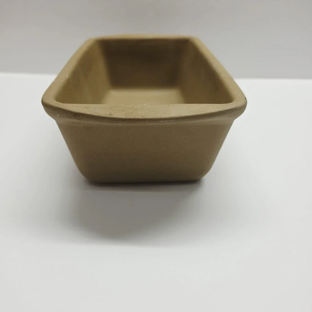 Pampered Chef Family Heritage Collection Stoneware Bread Loaf Pan 9x5 Inch USA